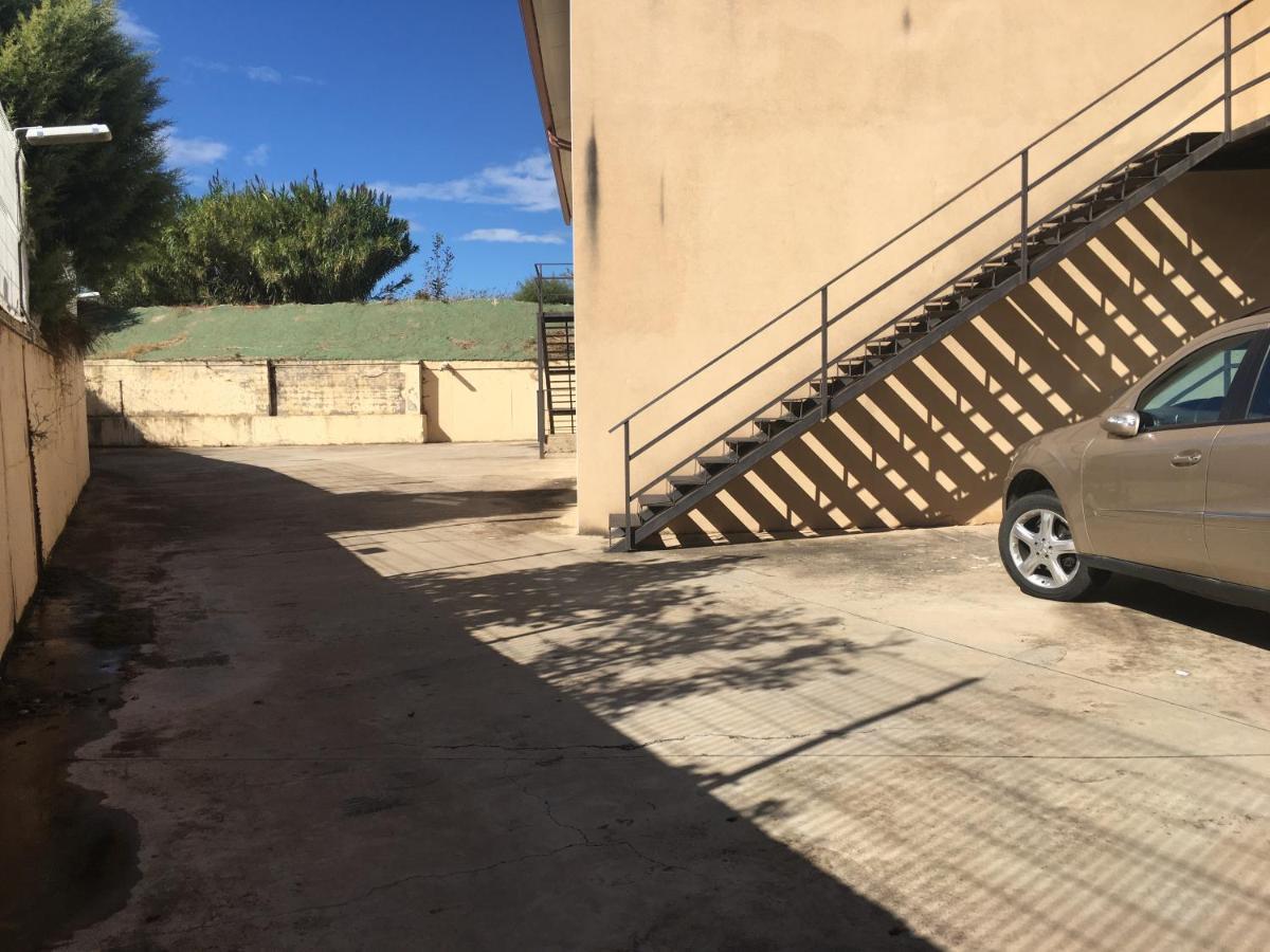 Hotel La Bodega La Almunia de Doña Godina المظهر الخارجي الصورة