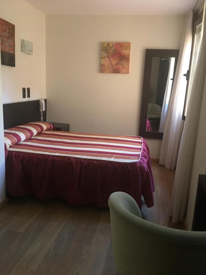 Hotel La Bodega La Almunia de Doña Godina المظهر الخارجي الصورة