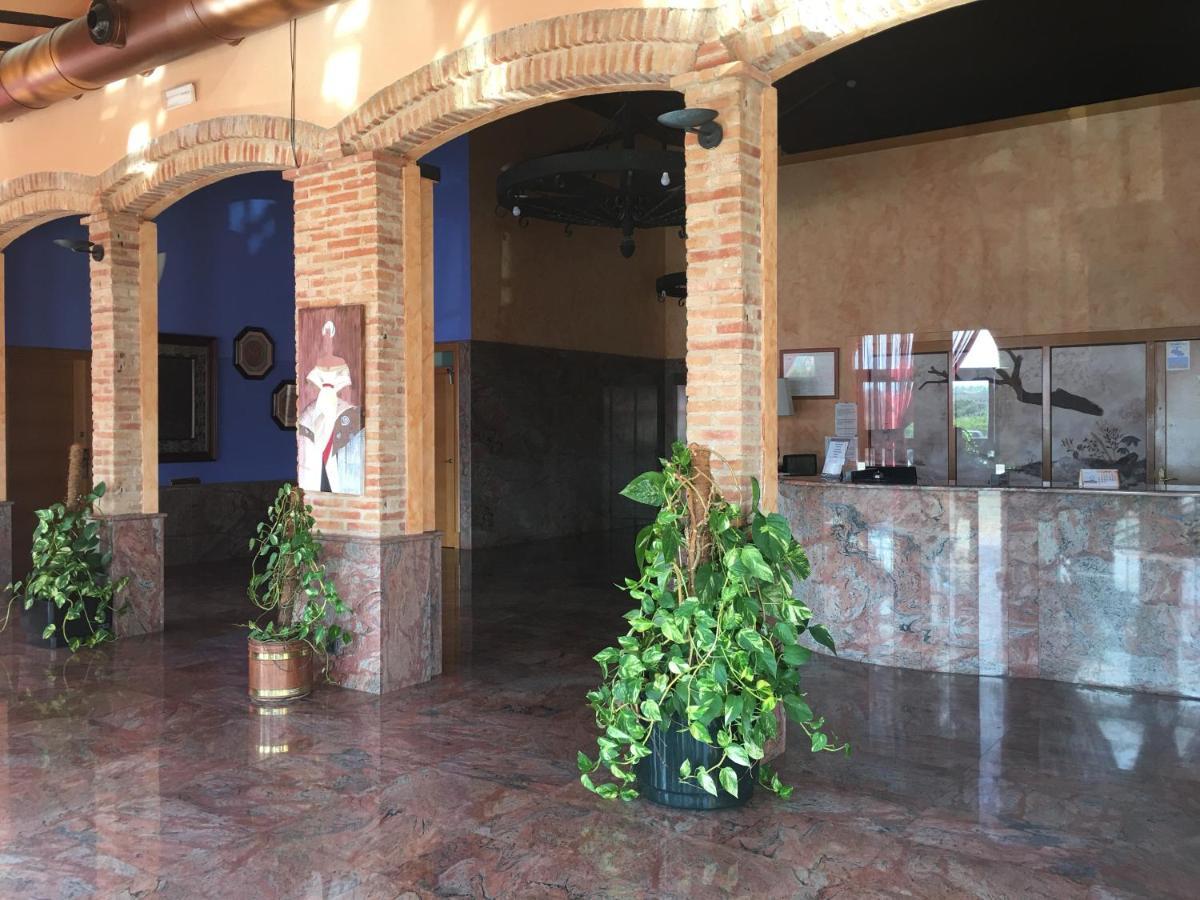 Hotel La Bodega La Almunia de Doña Godina المظهر الخارجي الصورة